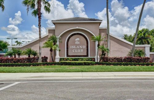 2345 Curley Cut, West Palm Beach FL  33411-5921 exterior