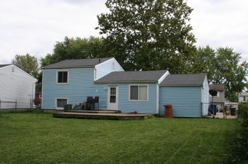 2283 Anndel Ct, Darbydale, OH 43123-1433