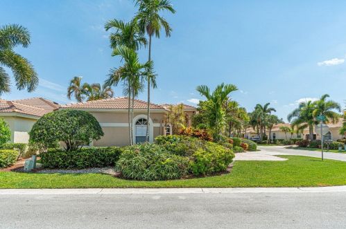 5360 Ventura Dr, Delray Beach, FL 33484-7812