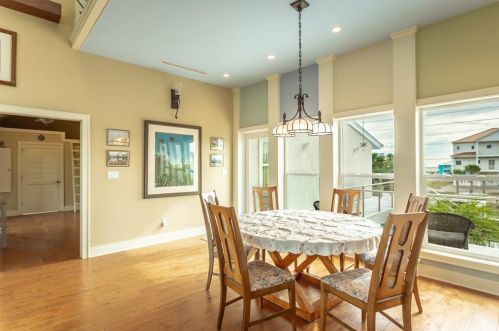 765 Gulf Bch Dr, Saint George Island FL  32328-3112 exterior