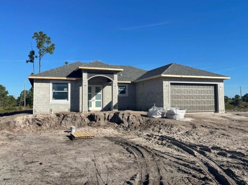 1109 Elegans St, Lehigh Acres, FL