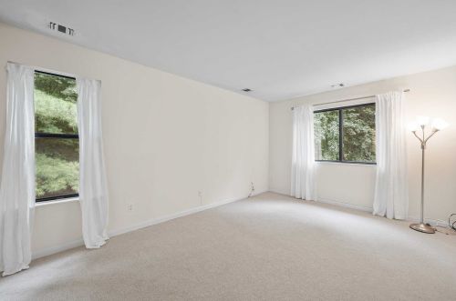 2712 Pne Cone Ct, Poughkeepsie NY  12603-7112 exterior