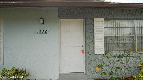 1570 Powder Horn Rd, Titusville FL  32796-1542 exterior