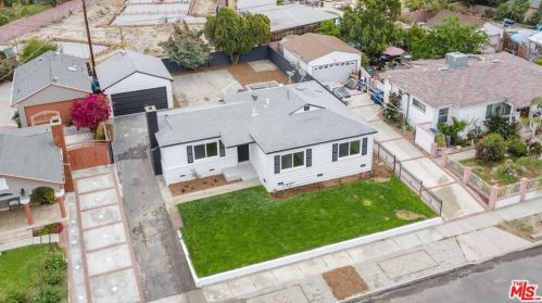 8134 Alcove Ave, North Hollywood, CA 91605-1111