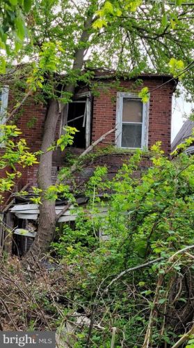 207 Chain St, Norristown, PA 19401-4503