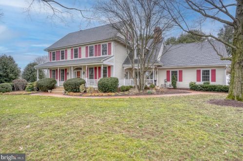 2 Middleton Ln, Landenberg, PA 19350-9384