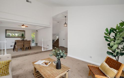 1409 Chestnut Ln, Vista, CA 92084-7112