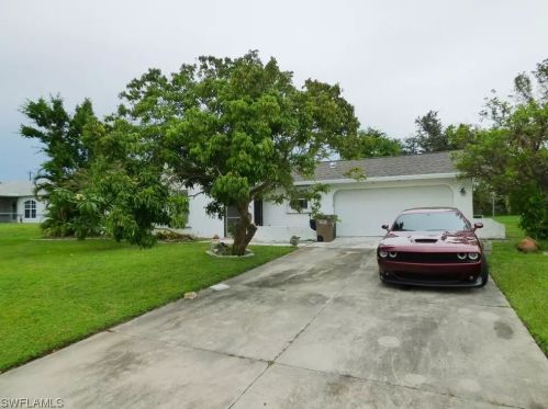 1305 14th Ter, Cape Coral, FL 33990-3721