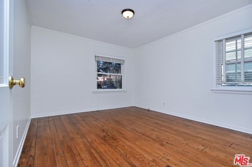 4934 Cartwright Ave, North Hollywood CA  91601-4023 exterior