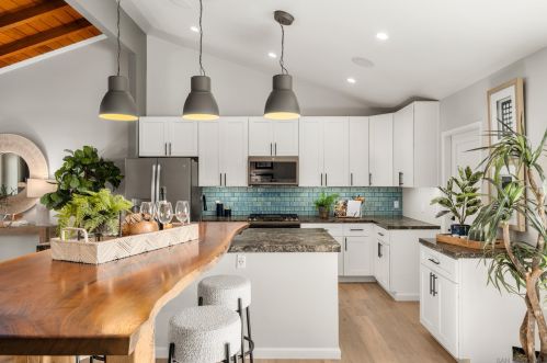 1190 Tourmaline St, San Diego CA  92109-1838 exterior