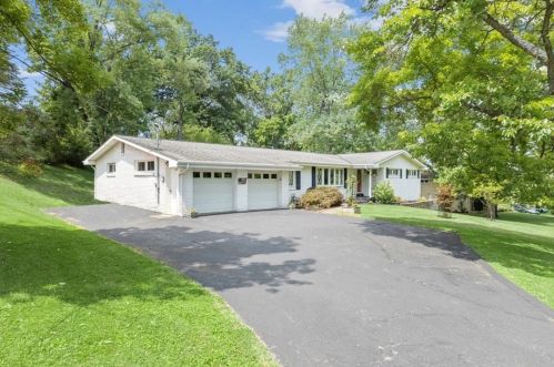 529 Mcmurray Rd, Canonsburg, PA 15317-3144