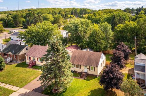 20 Palm St, Duluth, MN 55811-3412