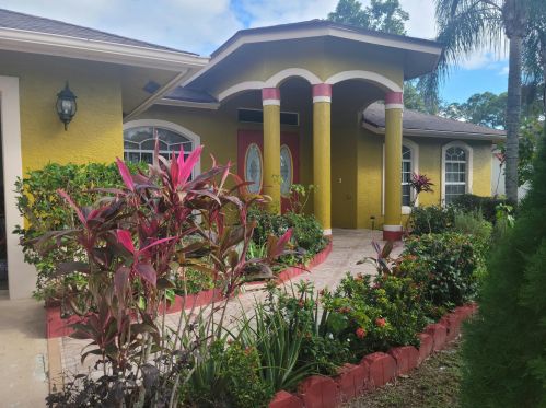 3173 Crenshaw St, Fort Pierce, FL 34953-4547