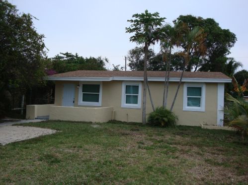 311 7th Ave, Delray Beach FL  33483-5520 exterior