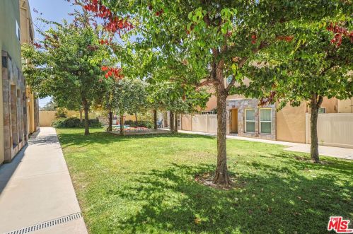 13707 Budlong Ave, Gardena, CA 90247-2048