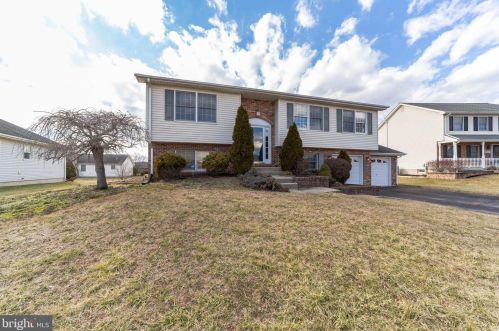 19 Viscaya Ct, Bear, DE 19701-2071