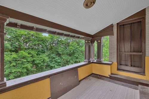 4283 Andover Ter, Pittsburgh PA  15213-1203 exterior