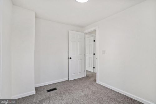 104 High St, Red Lion PA  17356-1606 exterior