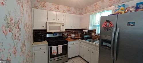 109 Sporting Hill Rd, Navy Sup Dpt PA  17050-2454 exterior