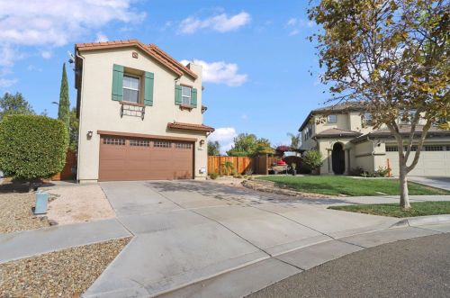 211 Emory Oak Pl, Lathrop CA  95330-8527 exterior