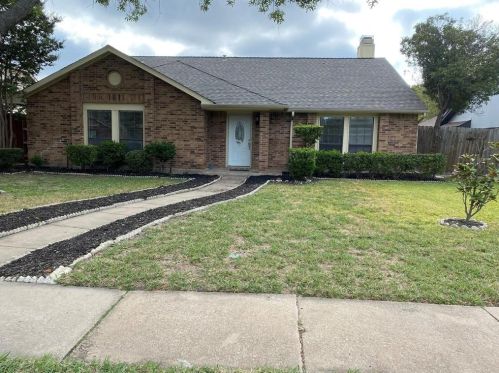 6800 Darton Dr, Plano TX  75023-1810 exterior
