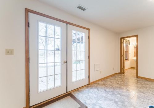 425 Westwood Rd, Stanardsville VA  22973-3063 exterior