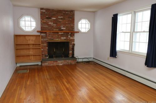 70 Milton Rd, Litchfield, CT 06759-2300