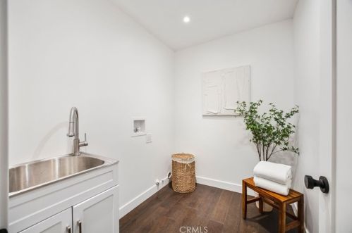 3197 Marengo Ave, Altadena CA  91001-4450 exterior