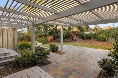 950 Karen Dr, Chico CA  95926-2819 exterior