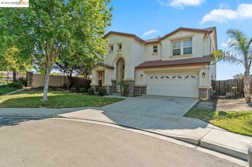 42 Vitruvius Ct, Oakley, CA 94561-1778