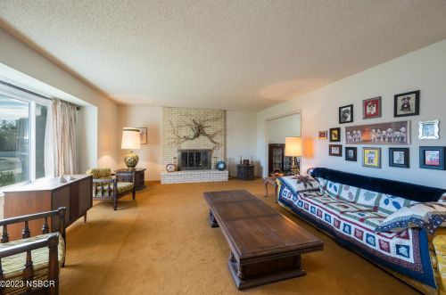 519 Lucas Dr, Santa Maria CA  93454-3828 exterior