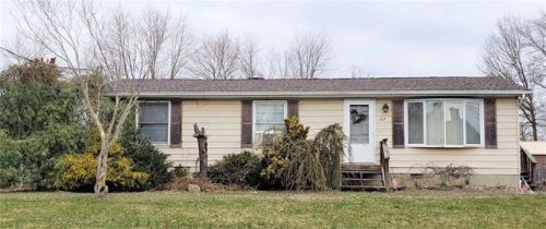 107 John St, Helmetta, NJ 08828-1030