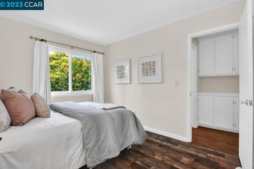 2563 Holly View Ct, Pacheco CA  94553-3457 exterior