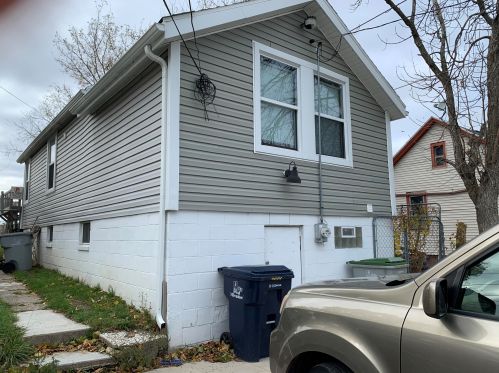 1730 6th St, Milwaukee WI 53204-3911 exterior