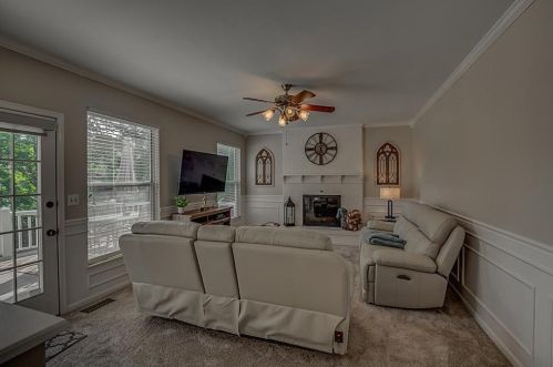 1764 Persimmon Ct, Florence KY  41042-2592 exterior