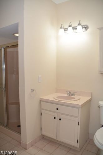 6110 Richmond Rd, West Milford Lakes NJ  07480-5117 exterior