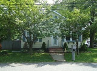 356 Twinbark Ave, Holbrook, NY 11741-5724