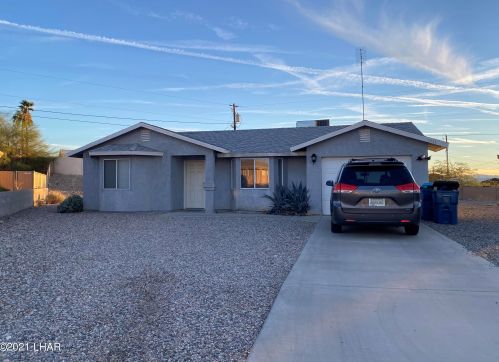 1111 Shorewood Cir, Lake Havasu City, AZ 86403-3092