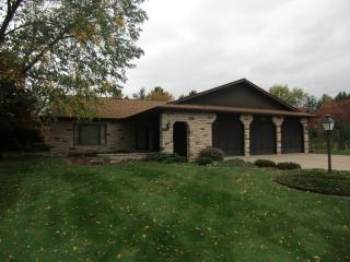 4202 Kinglet Cir, Wausau, WI 54401-7485