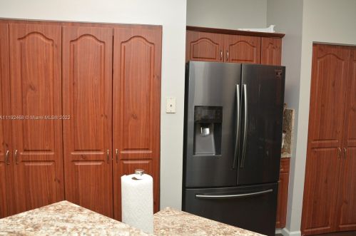 1990 103rd Ter, Hollywood FL  33025-1797 exterior