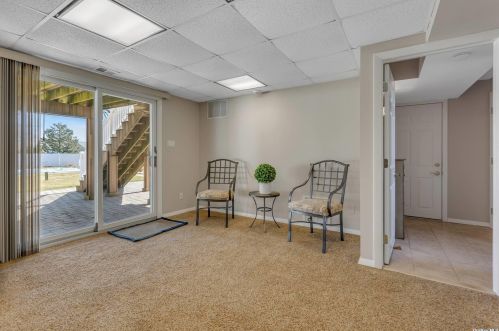 15 Purdy Ave, Elwood NY  11731-4501 exterior
