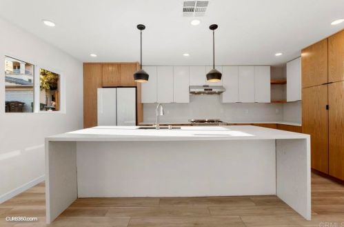 3511 Oliphant St, San Diego CA  92106-1729 exterior