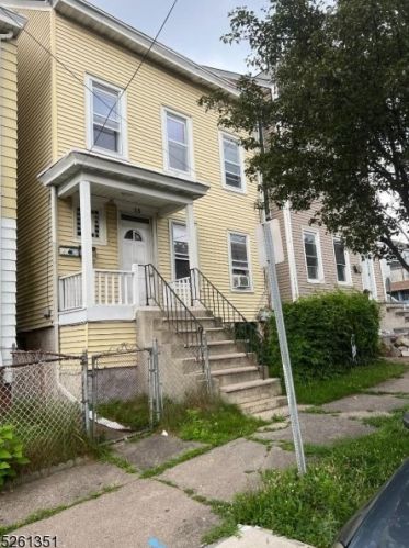 15 Fairview Ave, Paterson NJ  07506-3013 exterior
