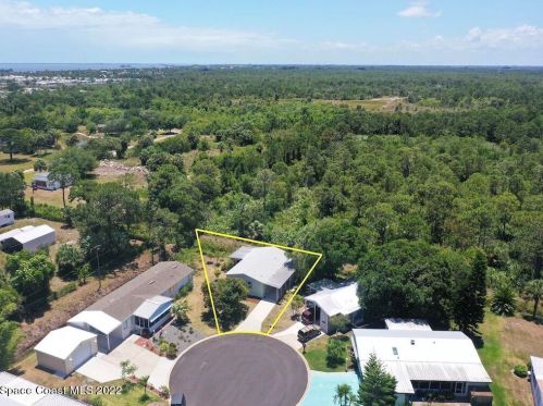 208 Calico Ct, Sebastian, FL 32976-2407