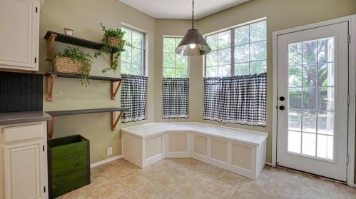 313 Pinnacle Dr, Cedar Hill TX 75104-5115 exterior