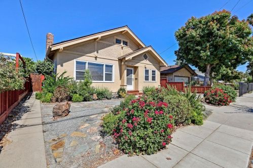 686 19th St, San Jose, CA 95112-3036