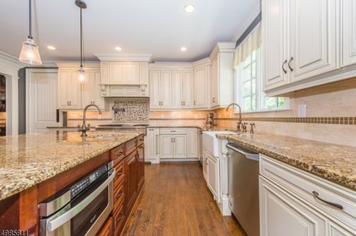11 Parkview Rd, Chatham Township NJ  07928-1420 exterior