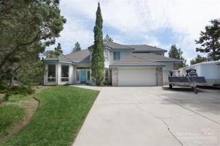 2302 Tower Rock Rd, Bend, OR 97701-1020