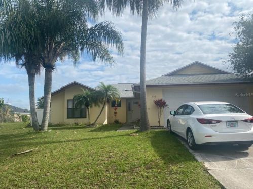 756 Leonardo Ct, Kissimmee FL  34758-3349 exterior