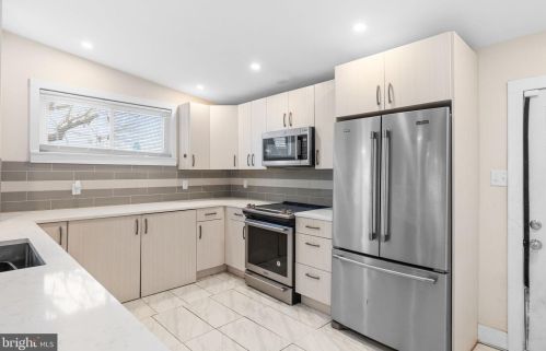 1005 Yates Ave, Boothwyn PA  19061-4636 exterior